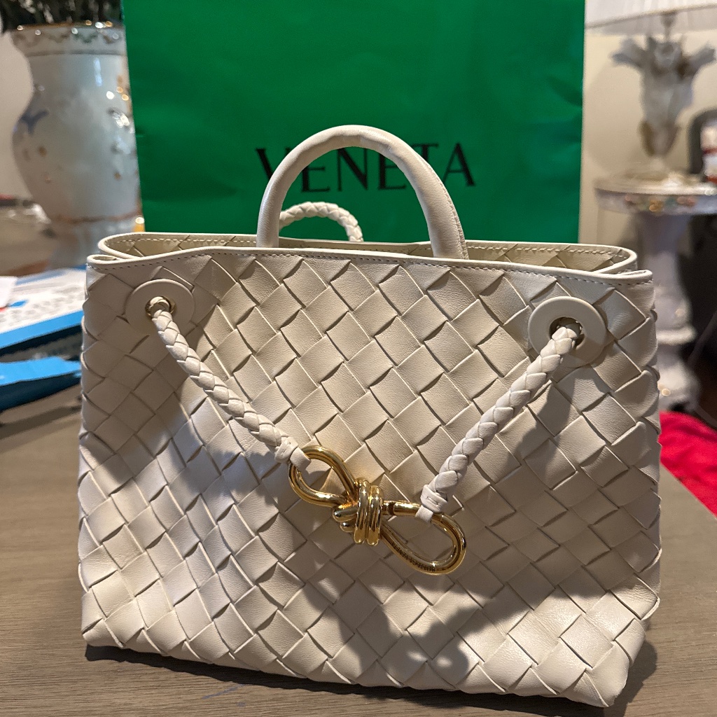 Bottega Veneta